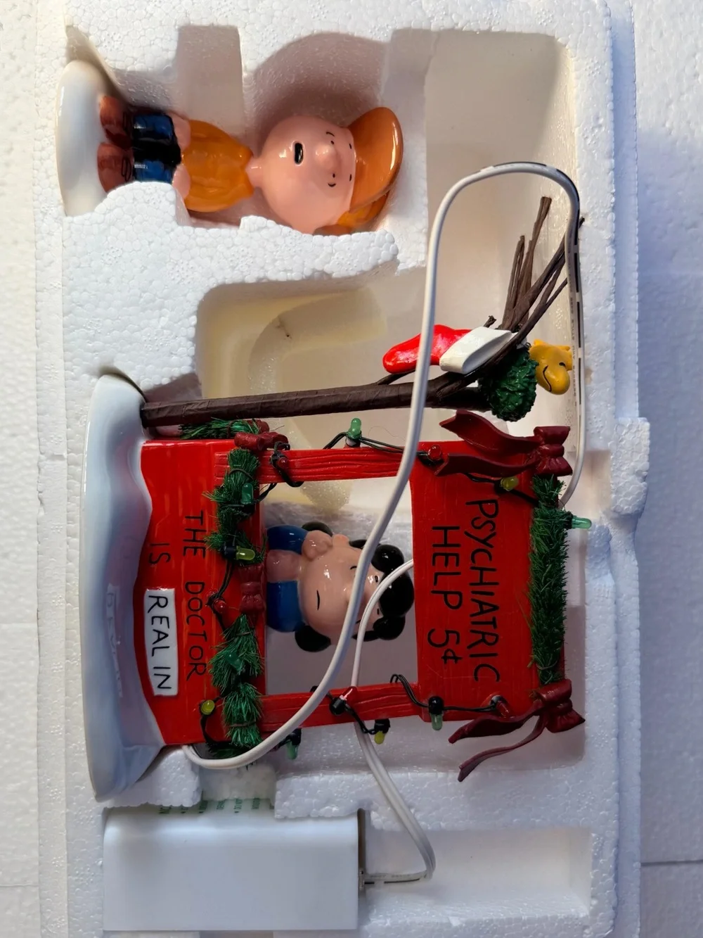 Department 56 Peanuts “Lucy is in” Lighted Booth with Charlie Brown